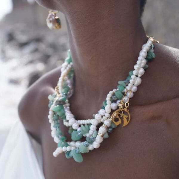 Conjunto Evolución de Perlas Marinas y Ágata Turquesa, Joyería Luison