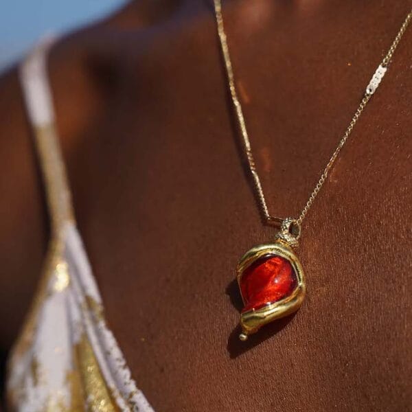 Collar Torbellino de Amor Ágata Roja y Oro 18k, Joyería Luison