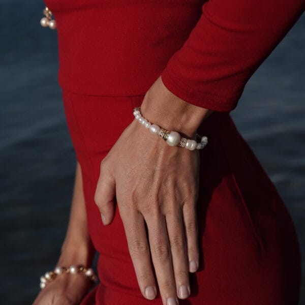 ATHENEA Brazalete de Perlas Blancas, Luison