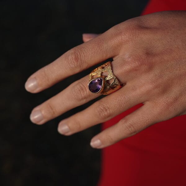 Anillo de amatista