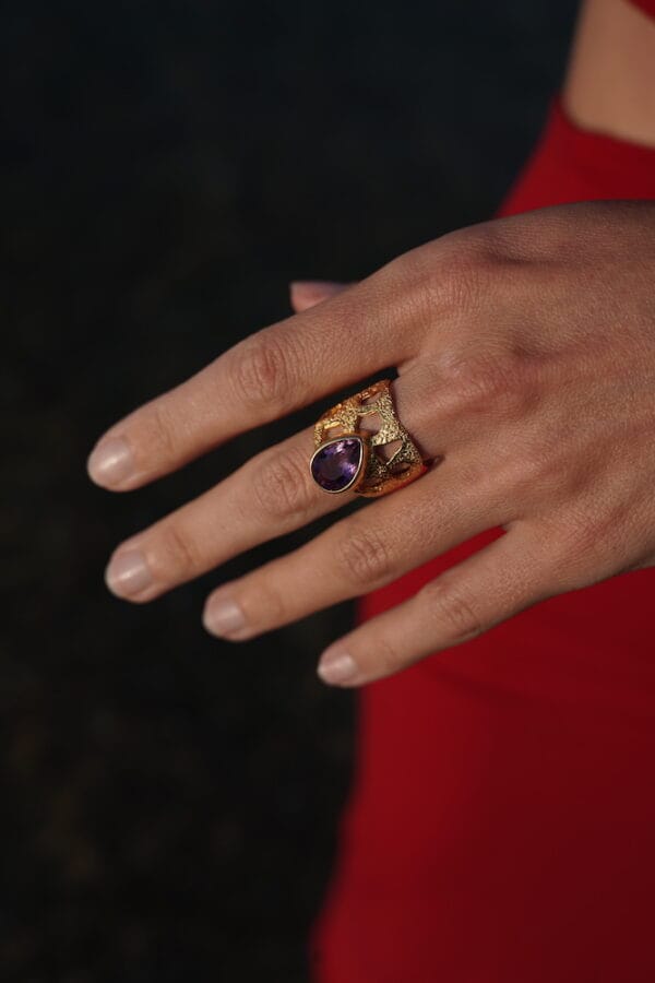 Anillo de amatista
