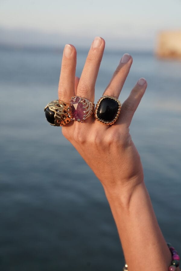 Anillos de Piedras Preciosas y Cristal Curativo en Oro y Plata, Joyería Luison