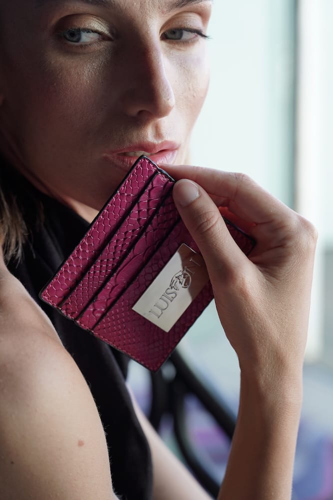 CARTERA PITÓN FUXIA, Joyería Luison