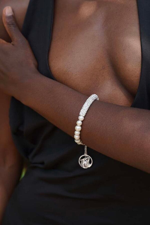 Brazalete Blanco Amor, Joyería Luison