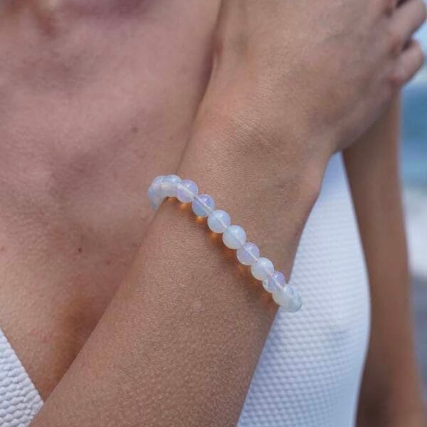 Brazalete Regalo de Luna Piedra de Luna y Oro 18k, Joyería Luison