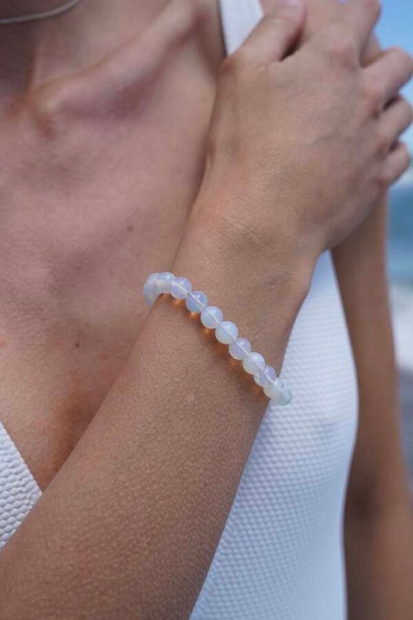 Brazalete Regalo de Luna Piedra de Luna y Oro 18k, Joyería Luison