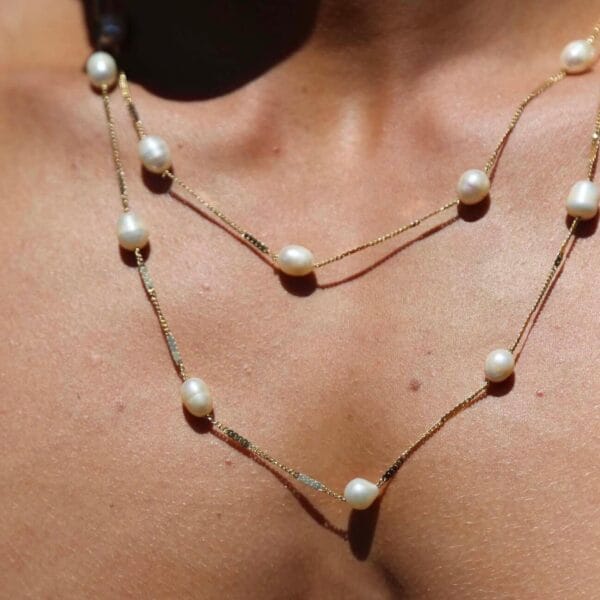 Collares Perla Dorada, Luison