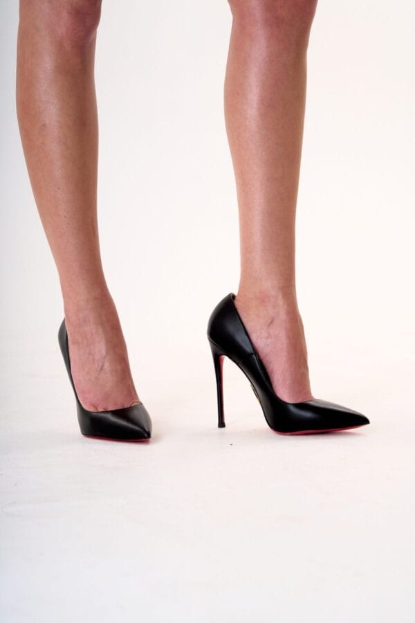 Tacones Negros de Cuero con Suela Roja para Mujer, Luison