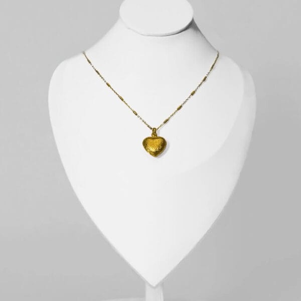 Collar Corazón de Oro