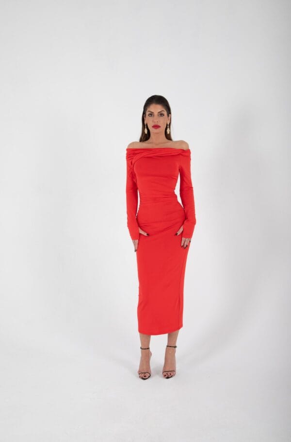Vestido Rojo Largo Ajustado con Hombros Descubiertos | LUISON