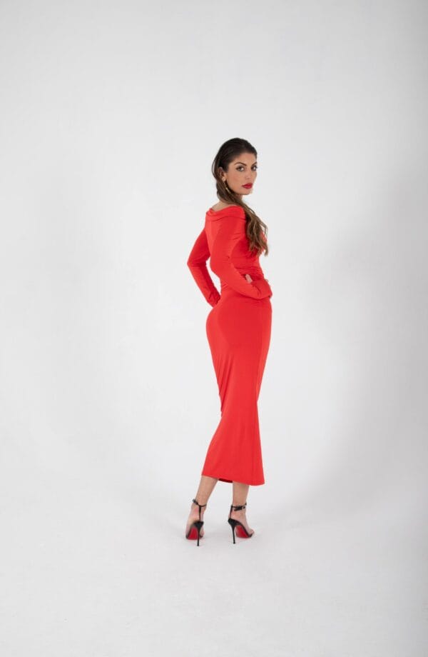 Vestido Rojo Largo Ajustado con Hombros Descubiertos | LUISON
