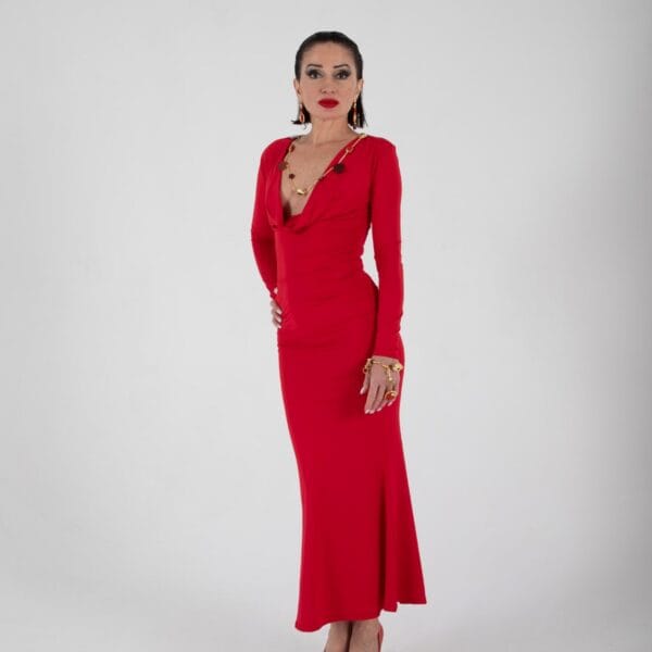 Vestido Rojo Largo con Cuello Oscilante | LUISON