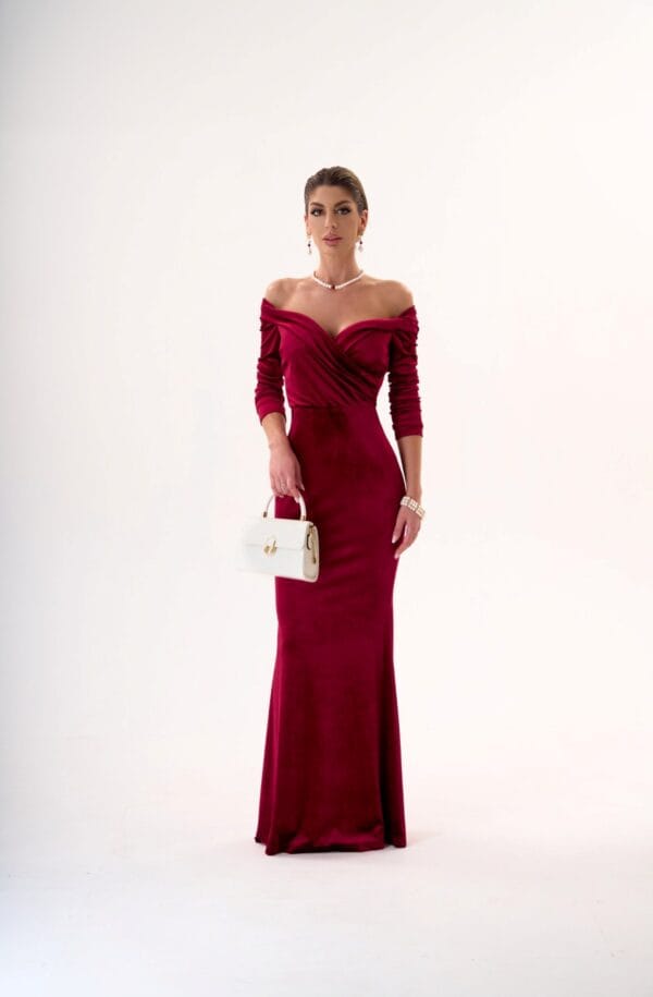 Vestido Sirena Terciopelo Vino Tinto con Hombros Descubiertos | LUISON  