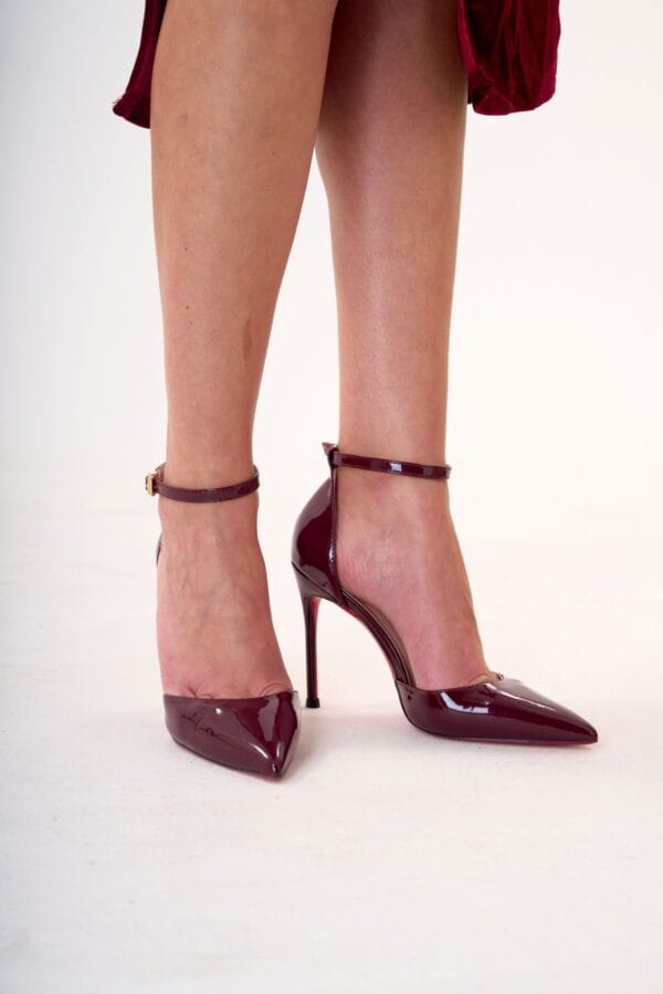 Tacones Elegantes de Charol Rojo Vino | LUISON