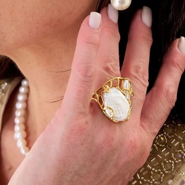Anillo Barroco Perla Gold