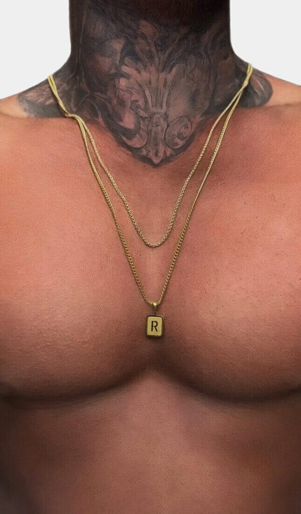 Collar Letra Gold Para Hombre