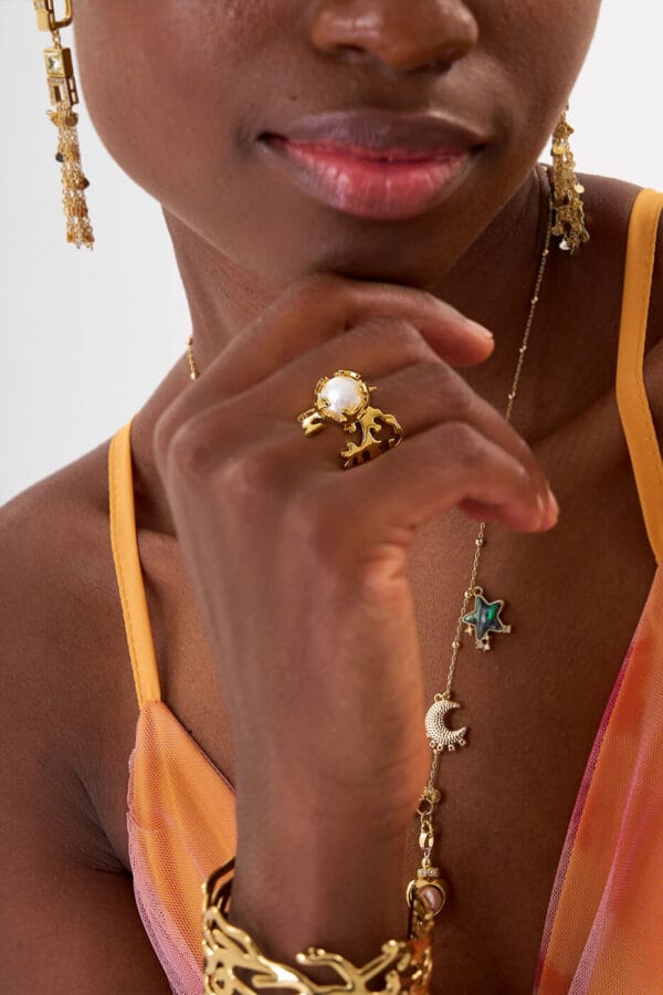 Anillo Pearl Flower Gold
